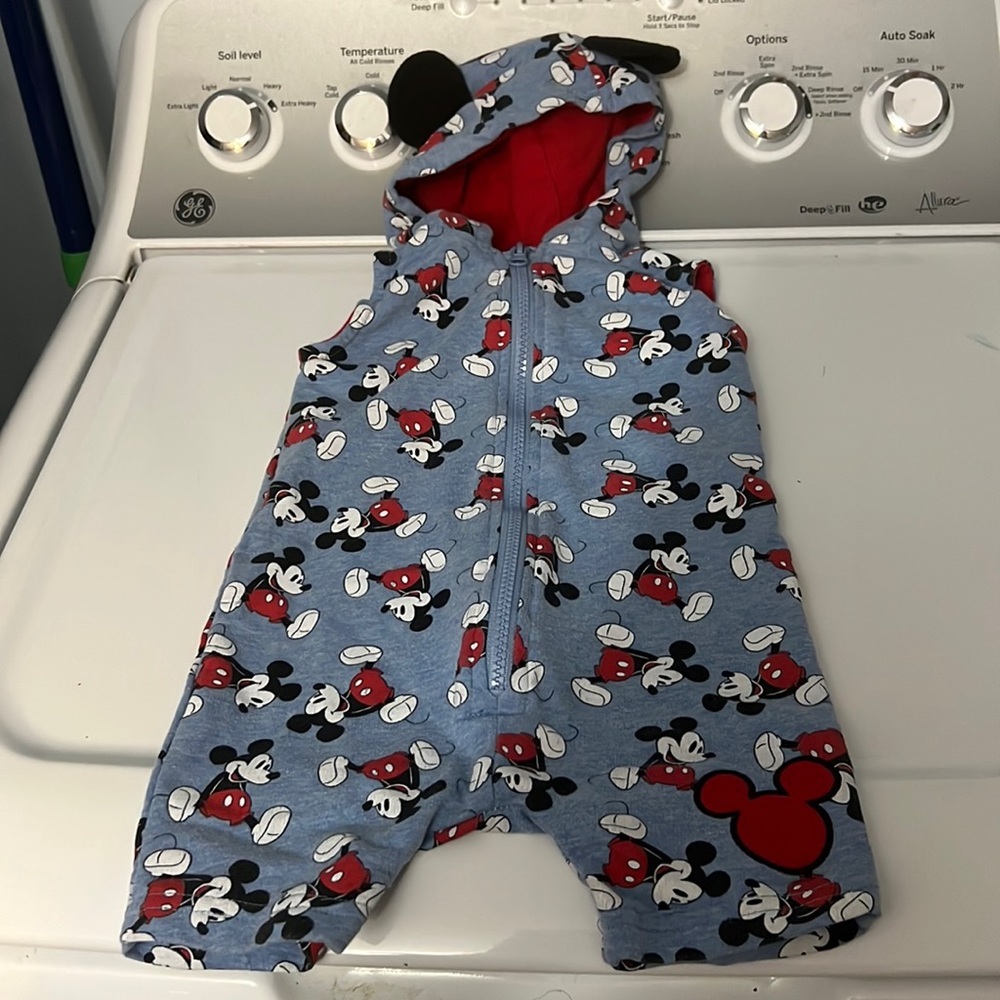 4/$15 disney baby  12-18 month romoer